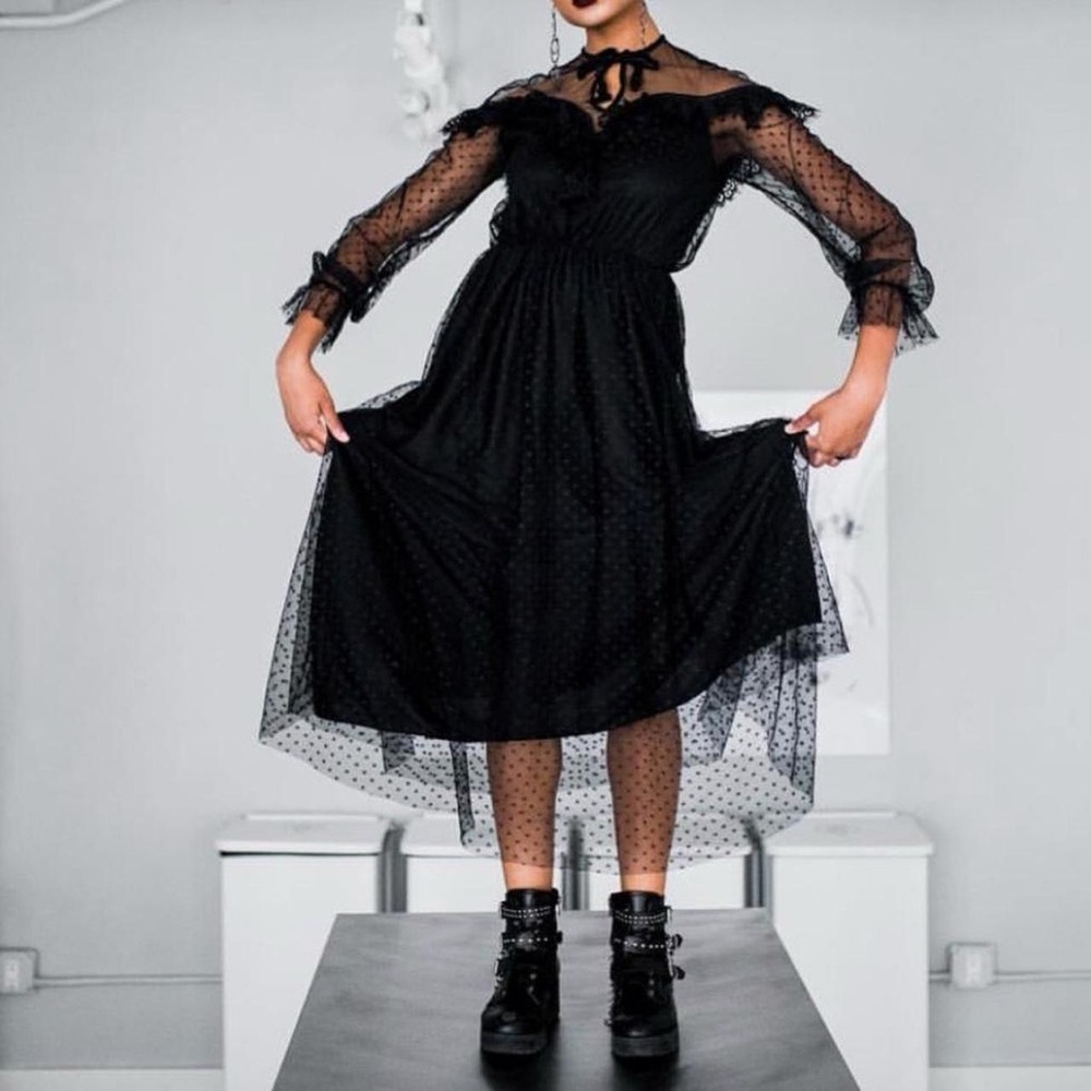 Black mesh long sleeve dress with tie in front | SIZE SMALL